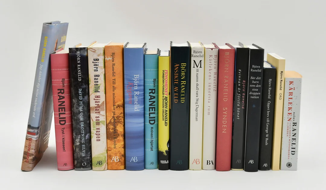 Böcker av Björn Ranelid. 17 volymer. — Books — Connoisseur Bokauktioner