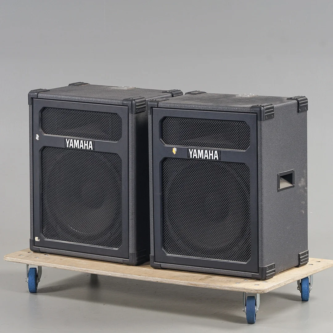 HÖGTALARE 1 par, Yamaha YS 15 SE, 1900-talets andra hälft. — Audio, Vinyl & Hi-Fi — Karlstad Hammarö Auktionsverk