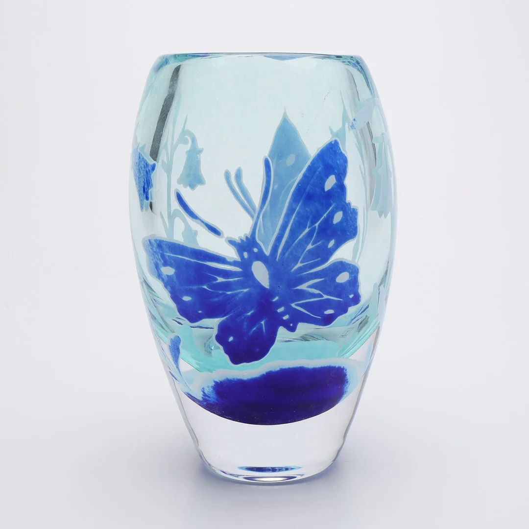 ASTRID GATE. VAS, JOHANSFORS SPECIAL EDITION. — Art glass — Crafoord Auktioner Lund