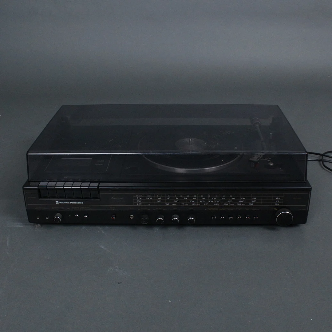 National Panasonic ,Stereo-Kompaktanlage Modell '' SG-1090L '' , 1970er. — Musical instruments — Stockholms Auktionsverk Düsseldorf/Neuss