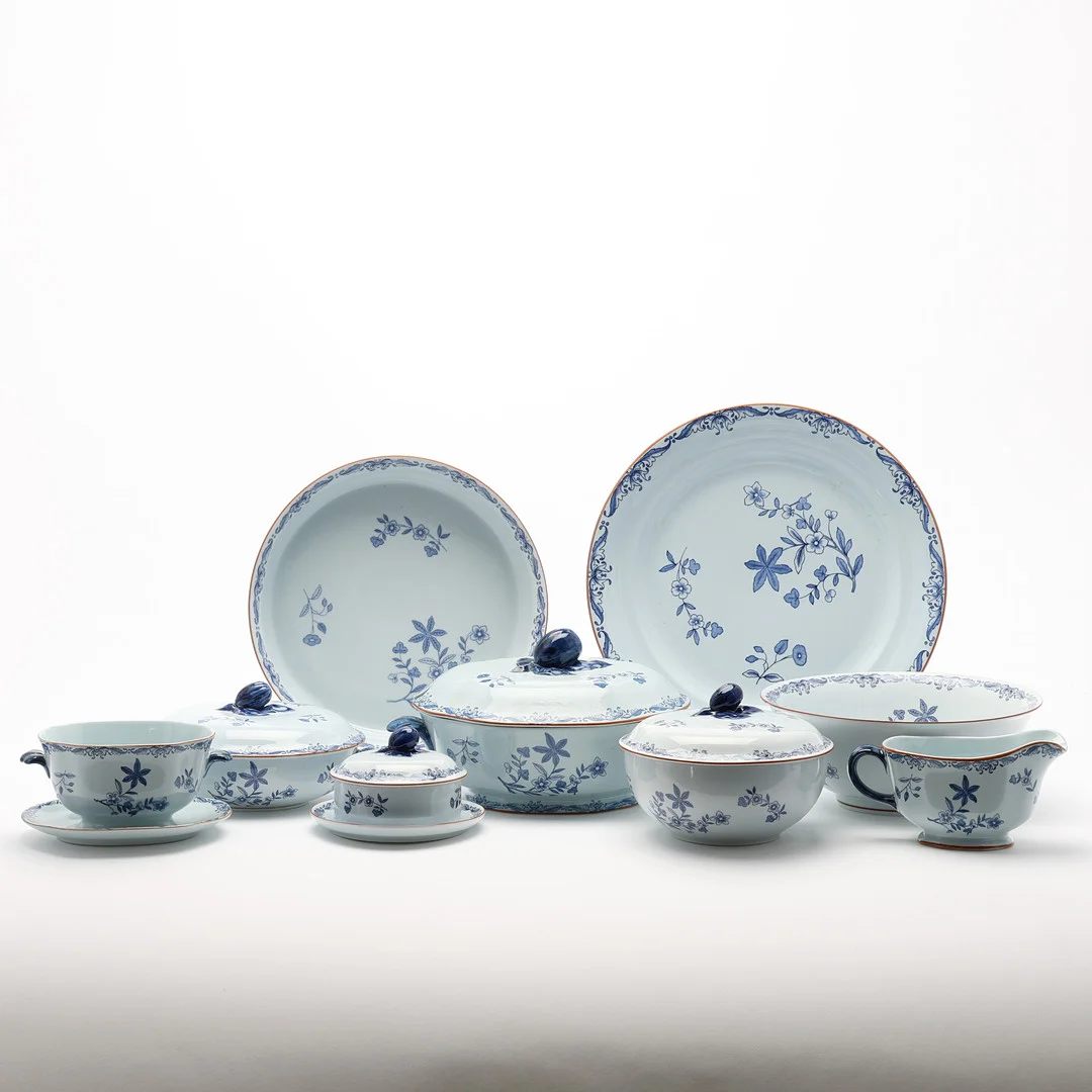SERVIS, 62 delar, "Ostindia", Rörstrand, porslin. — Tableware — Uppsala Auktionskammare