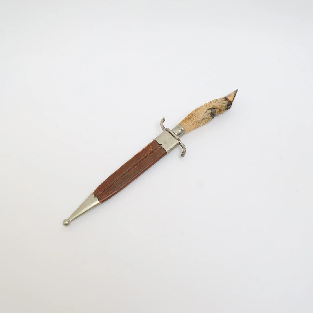 DOLK, handtag av rådjur, blad av stål. daterad 1902. — Edged weapons — Falun Auktionsbyrå