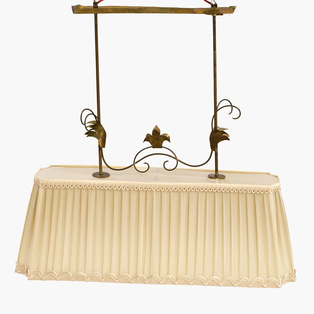 TAKLAMPA, 2 ljuspunkter, 1940-tal. Stomme i mässing med plisserad textilskärm. — Ceiling lights — Crafoord Auktioner Stockholm