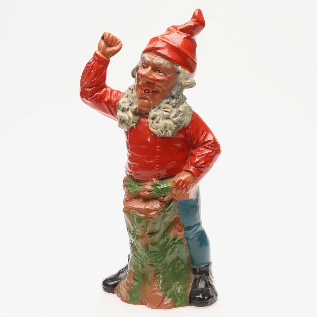 TOMTE MED HUGGKUBBE, Tyskland 1900-talets början. — European — Örebro Stadsauktioner