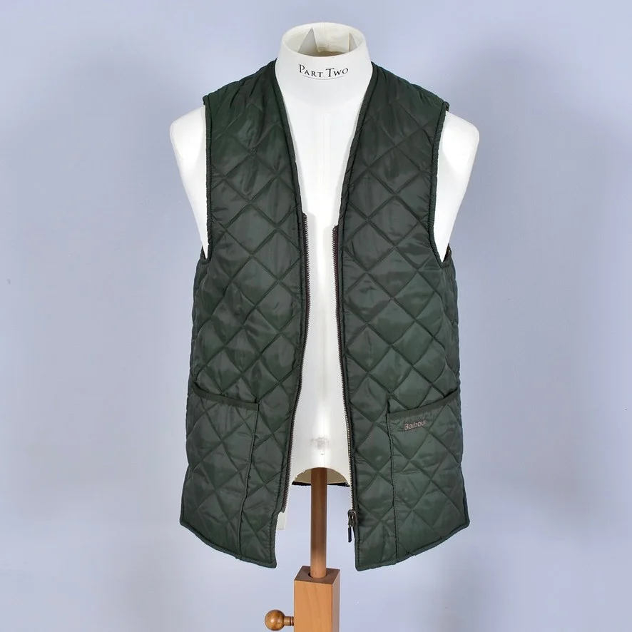 VÄST, Barbour. — Vintage & Designer Fashion — Halmstads Auktionskammare