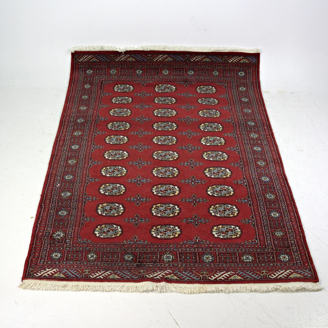 MATTA, afghan, ull, handknuten, ca 202 x 138 cm. — Oriental Carpets & Textiles — Höganäs Auktionsverk