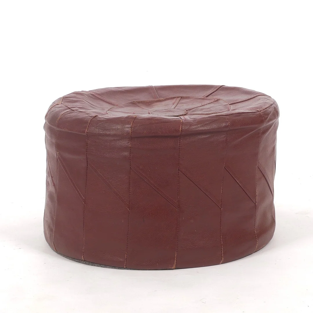 SITTPUFF, skinn. — Other — Auktionsfirma Kenneth Svensson i Kalmar