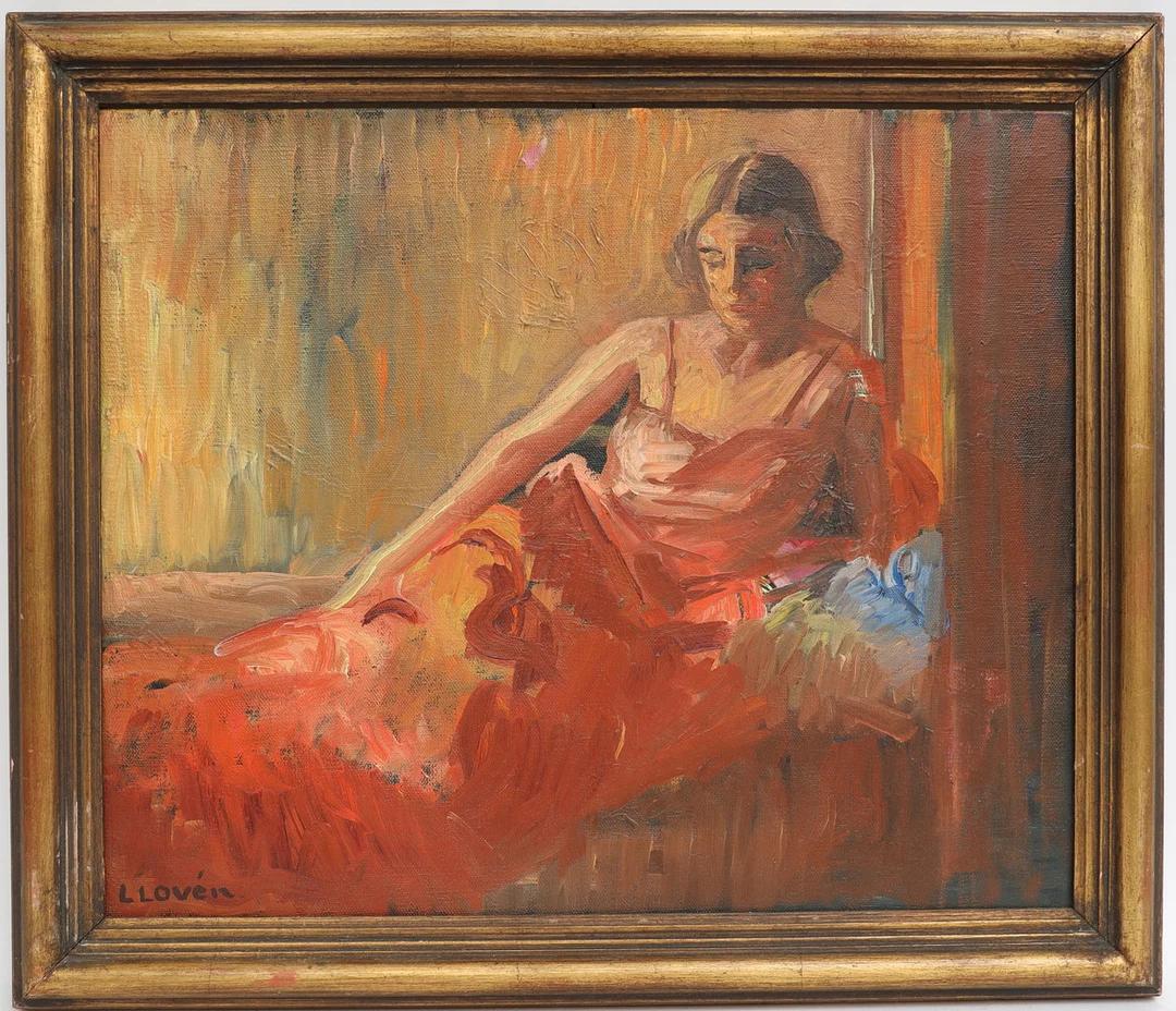 OIDENTIFIERAD KONSTNÄR. Poserande kvinna, oljemålning på duk, signerad L Lovén. — Paintings — Falun Auktionsbyrå