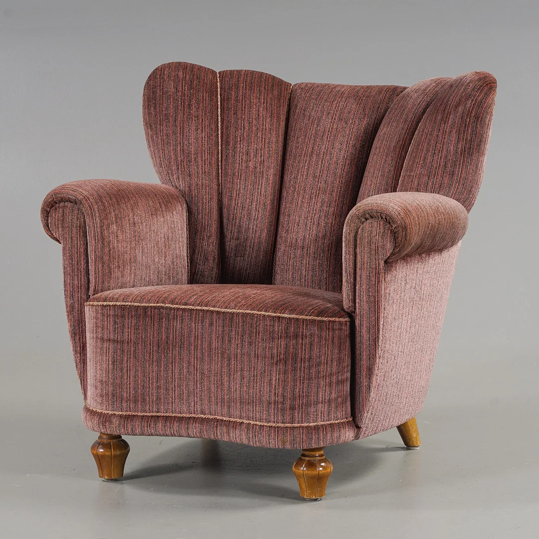 FÅTÖLJ Swedish Modern, Randig textilklädsel, 1940/50-tal. — Armchairs & Chairs — Karlstad Hammarö Auktionsverk