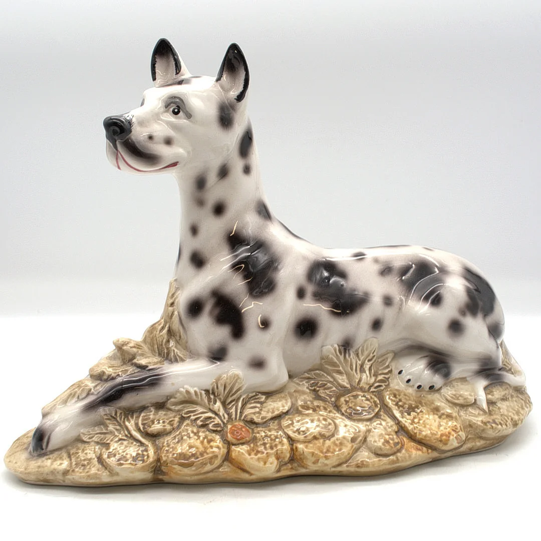 BASSANO KERAMIK HUNDE FIGUR, DEUTSCHE DOGGE, 20. JAHRHUNDERT, ITALIEN. — European — Kunst- und Auktionshaus Kleinhenz
