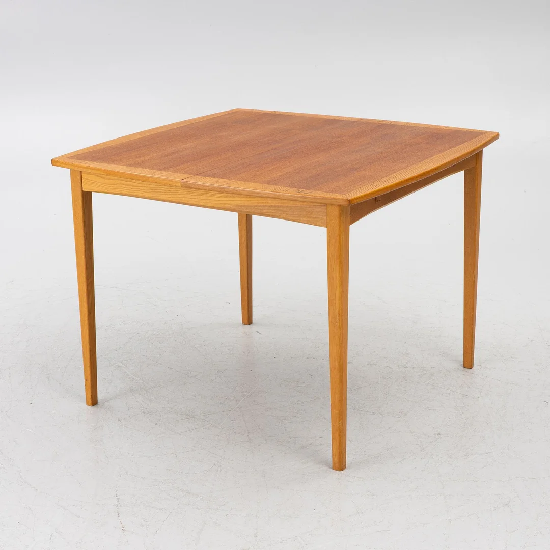 Matbord, 1950/60-tal. — Möbler/Bord — Bukowskis