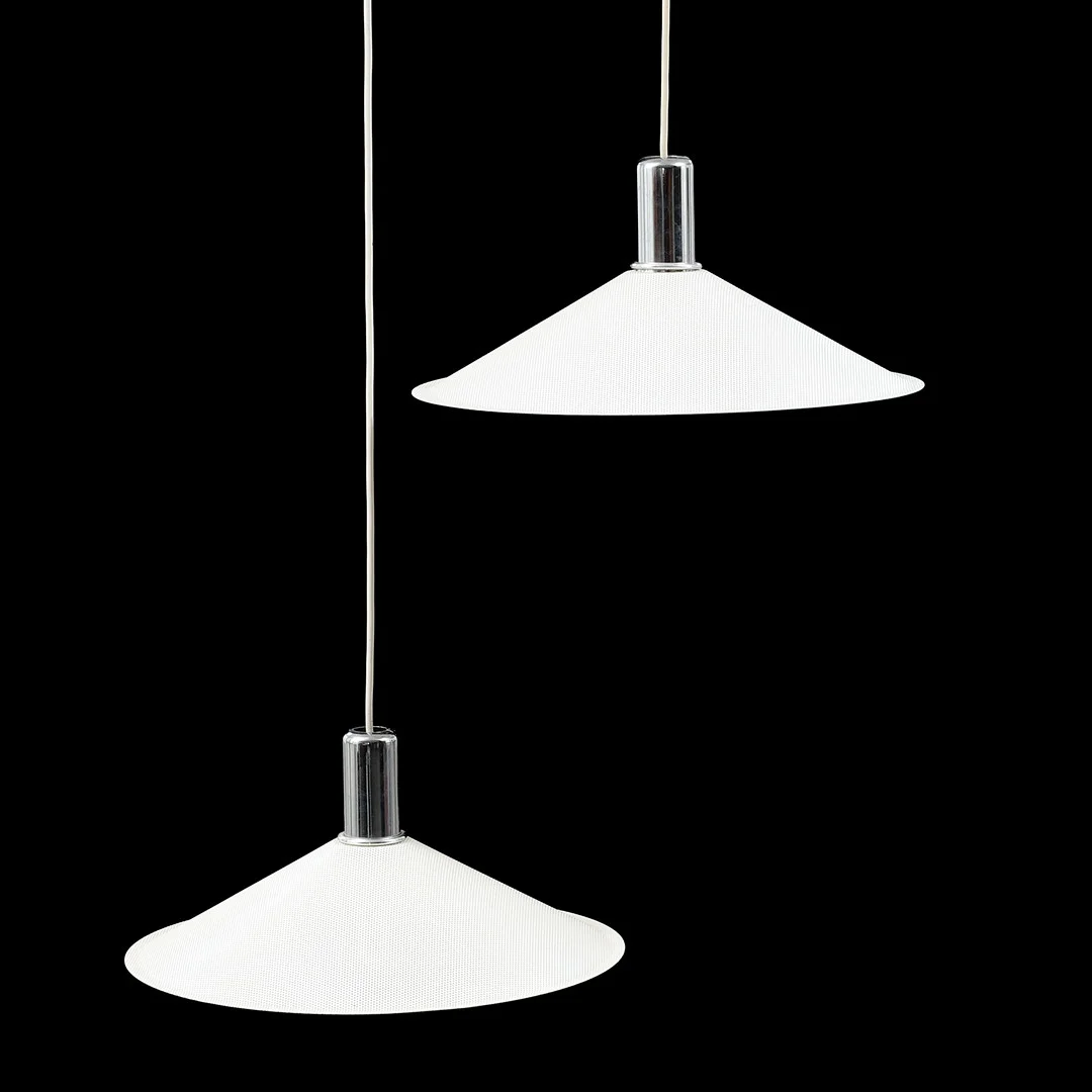 BÖRGE LINDAU & BO LINDEKRANTZ. Taklampor, ett par, Zero. — Ceiling lights — Göteborgs Auktionsverk