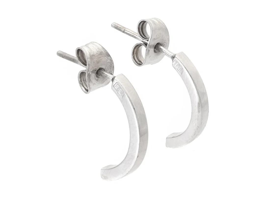 ÖRHÄNGEN, 18K vitguld, längd 1,6 cm, stift, vikt 3,2 g. — Smycken/Örhängen — Kaplans