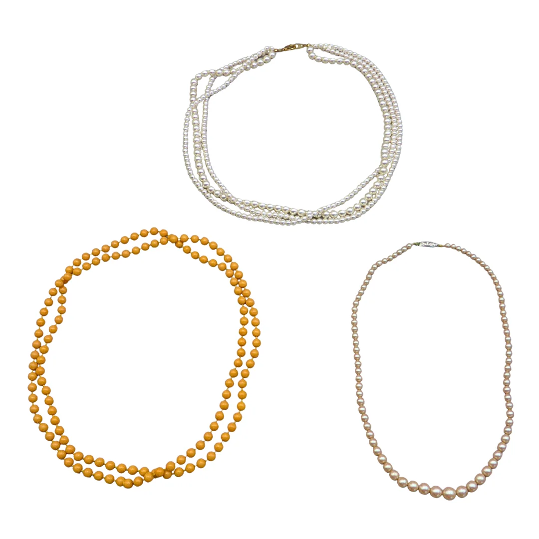 SET AUS PERLENKETTEN. — Necklace — Auktionshaus Stuber's Hammerschlag