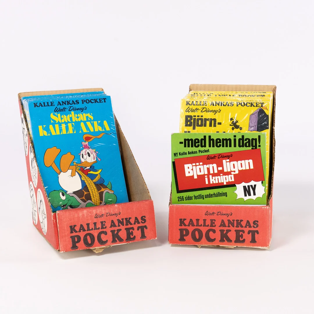 KALLE ANKAS POCKET, 11 st, nr 16 och 17, inplastade. — Books — Karljohan Auktioner