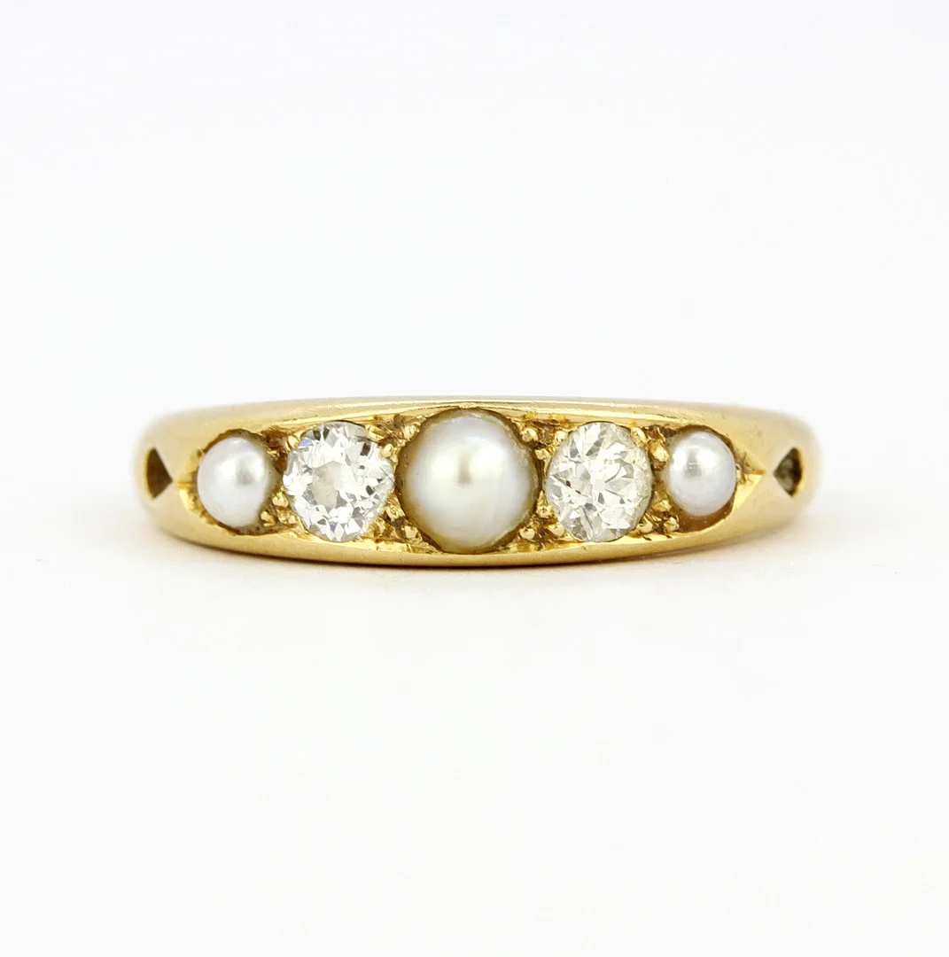 VICTORIAN DIAMOND & PEARL GOLD RING. — Rings — Chalkwell Auctions